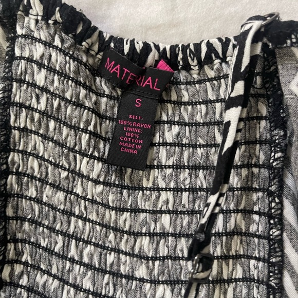 Black & White Romper - Picture 3 of 3